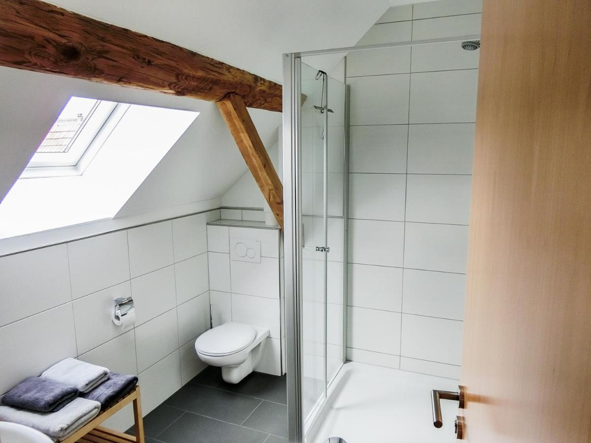 Gaestezimmer Im Weingut Wolf 그로스카를바흐 외부 사진